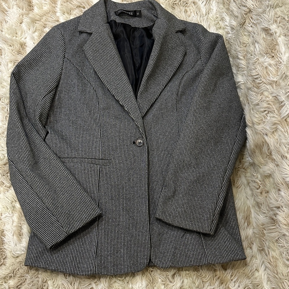 Elegant Black and White Checkered Blazer